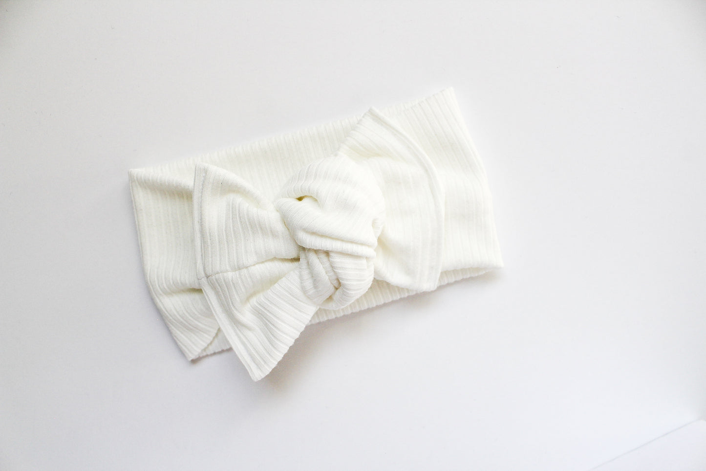 White Ribbed Tie-On Headwrap