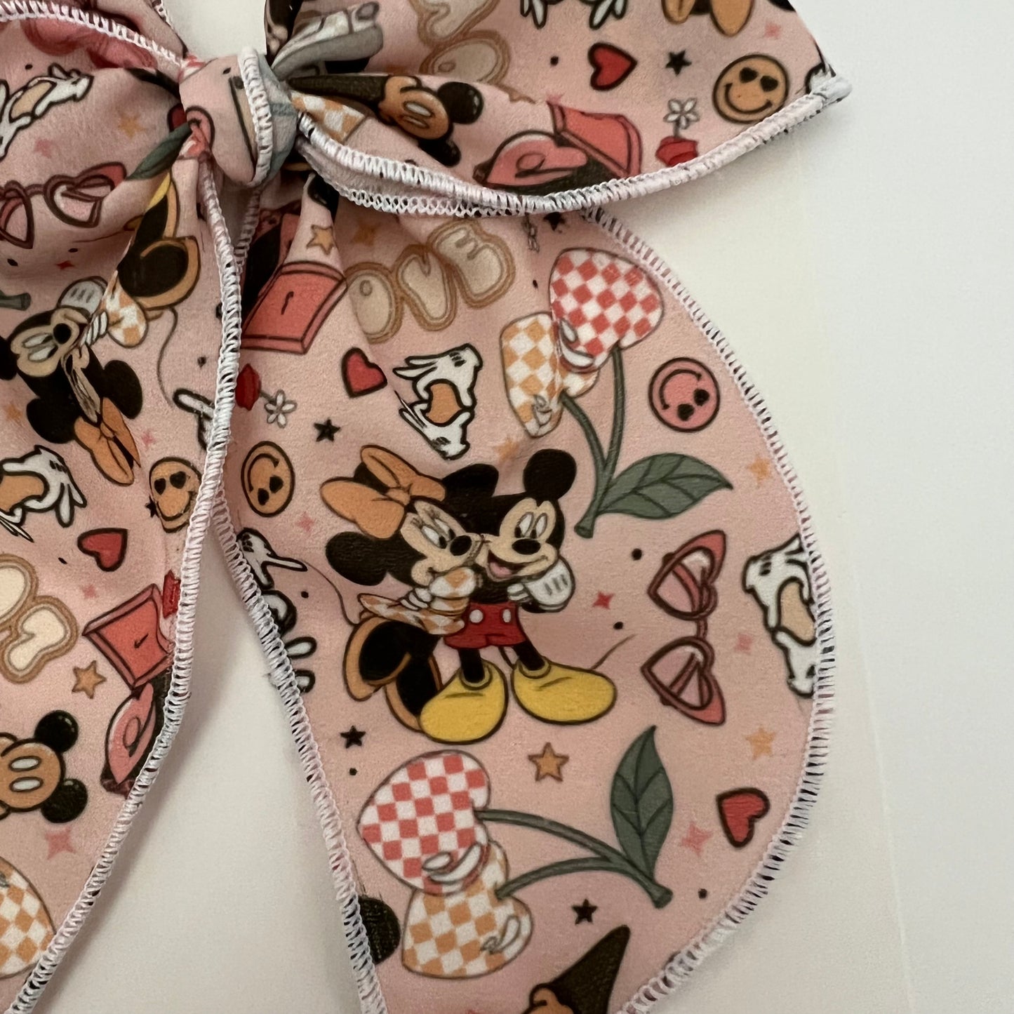 Mickey in LOVE Fable Bow