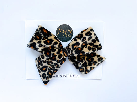 Leopard Velvet Hand-tied Bow