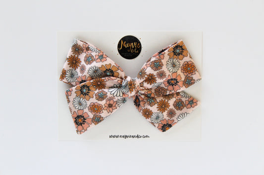 Retro Floral Hand-tied Bow